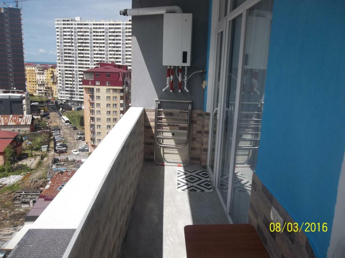 Мате Apartment バトゥーミ エクステリア 写真