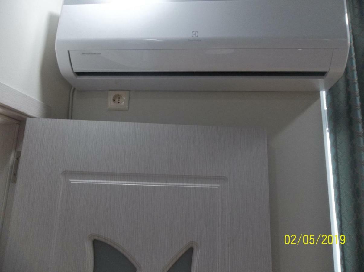 Мате Apartment バトゥーミ エクステリア 写真