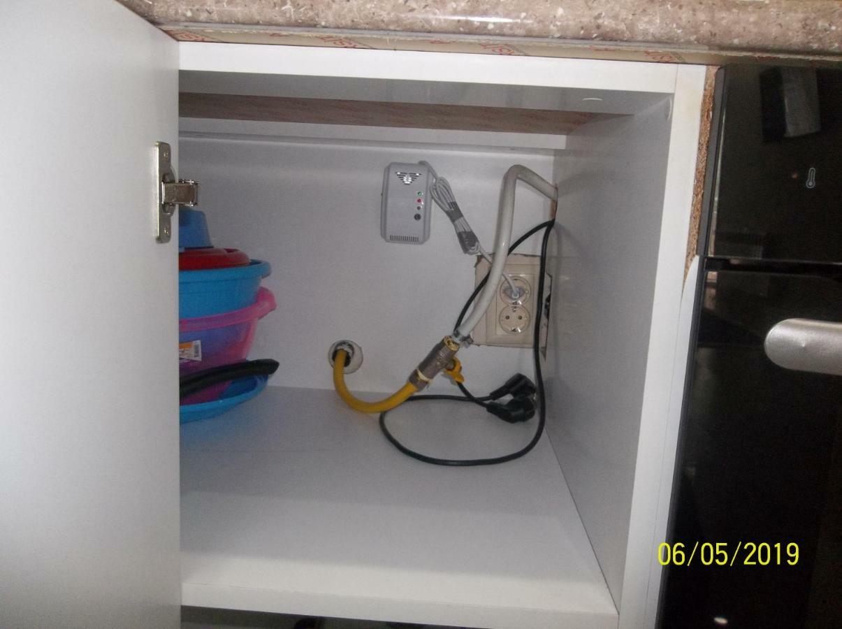 Мате Apartment バトゥーミ エクステリア 写真