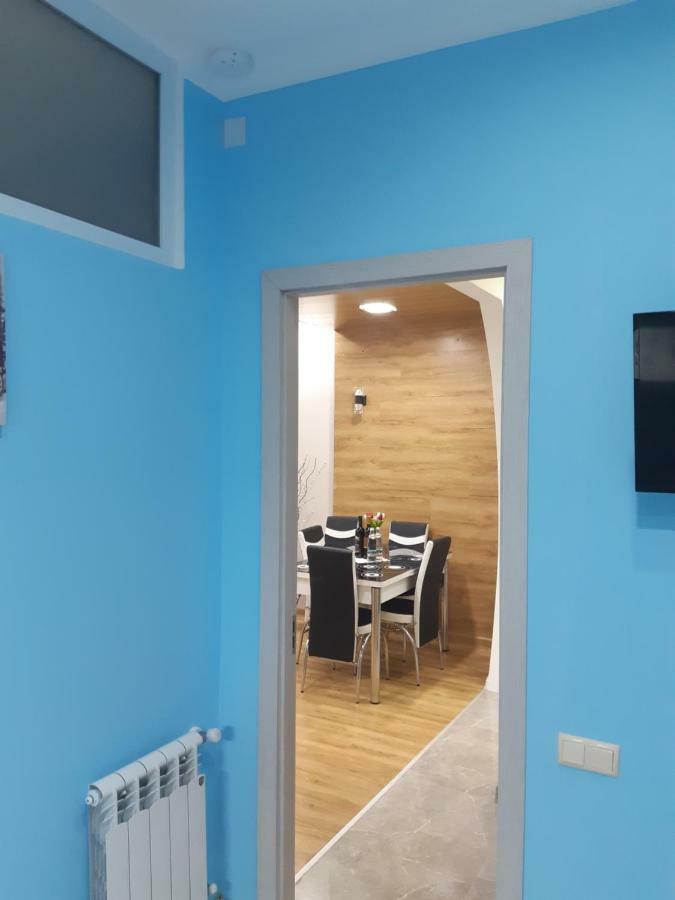 Мате Apartment バトゥーミ エクステリア 写真