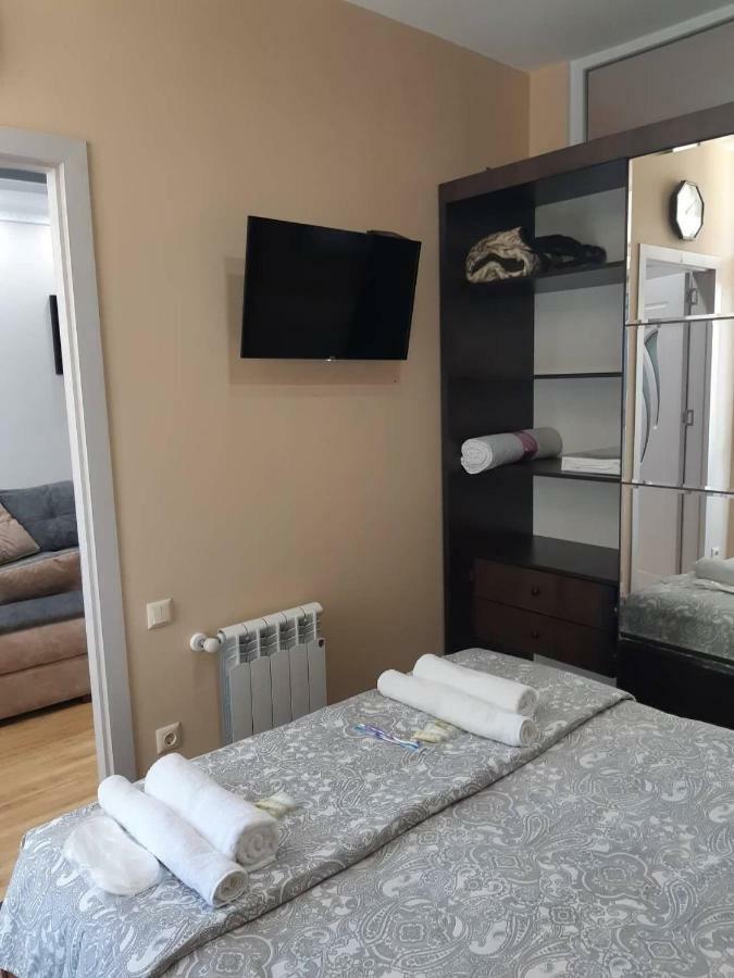 Мате Apartment バトゥーミ エクステリア 写真